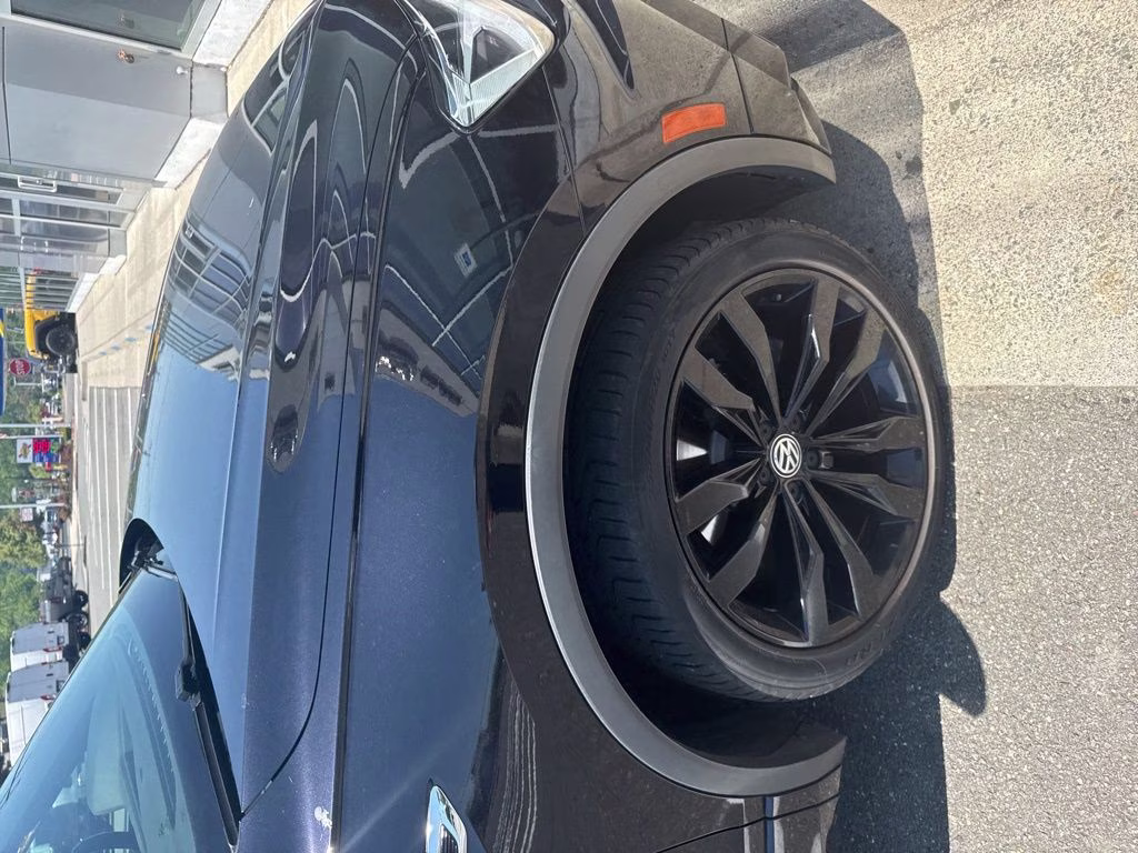 2021 Deep Black Volkswagen Tiguan 2.0T SE R-Line Black FWD SUV