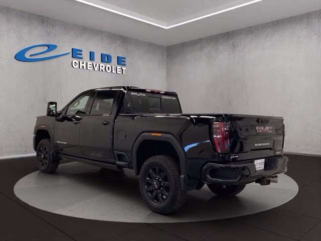 2025 Onyx Black GMC Sierra 2500HD AT4 4X4 Truck