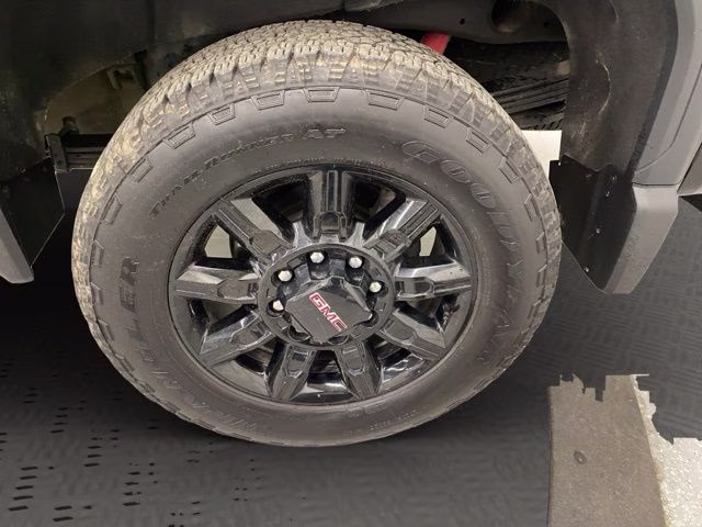 2025 Onyx Black GMC Sierra 2500HD AT4 4X4 Truck