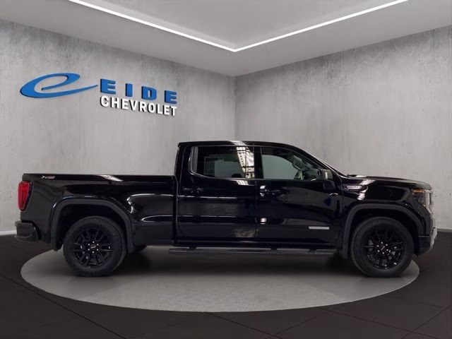 2022 Onyx Black GMC Sierra 1500 Elevation 4X4 Truck