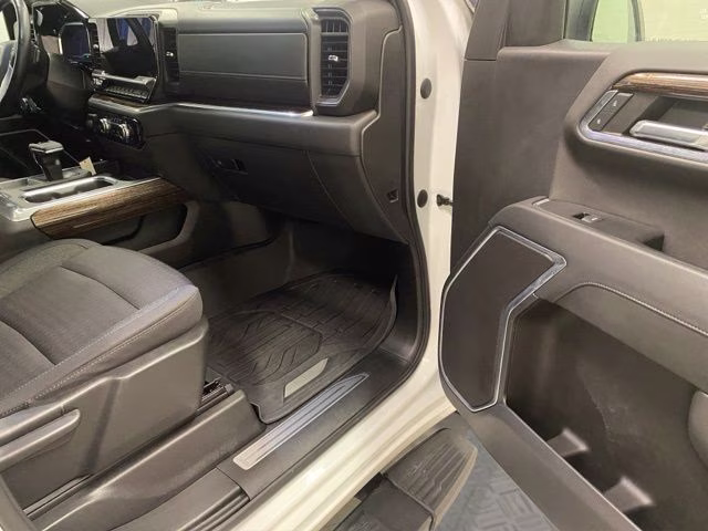 2023 Summit White GMC Sierra 1500 Elevation 4X4 Truck