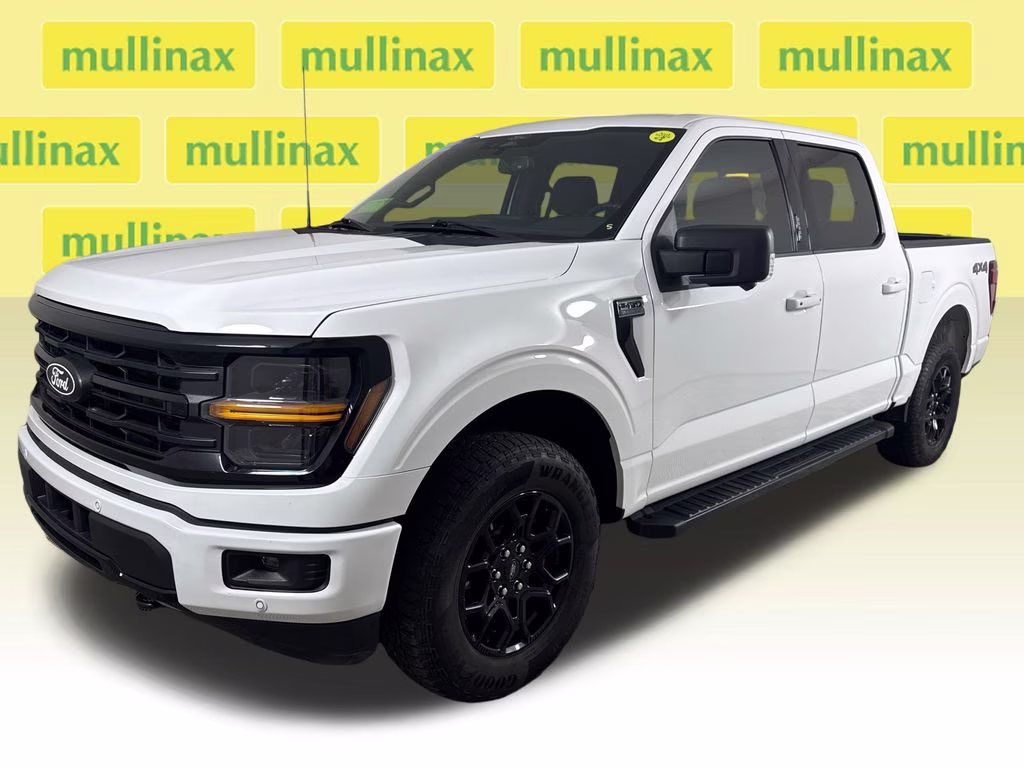 2024 Oxford White Ford F-150 XLT 4X4 Truck
