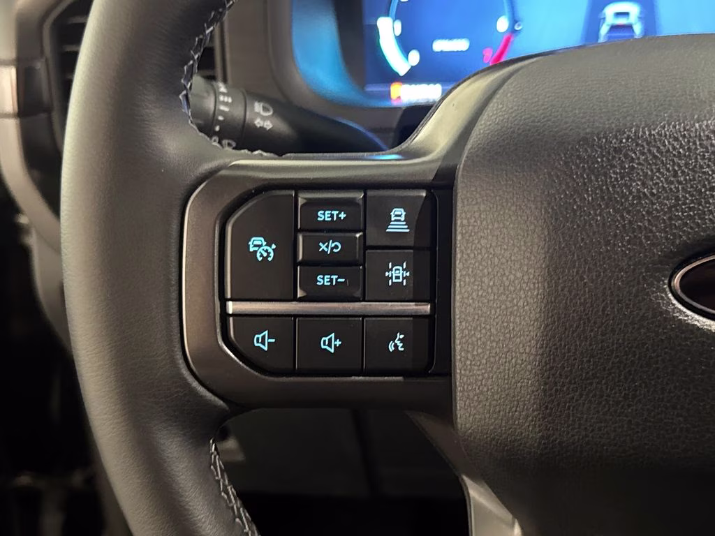 2024 Agate Black Metallic Ford F-150 XLT 4X4 Truck