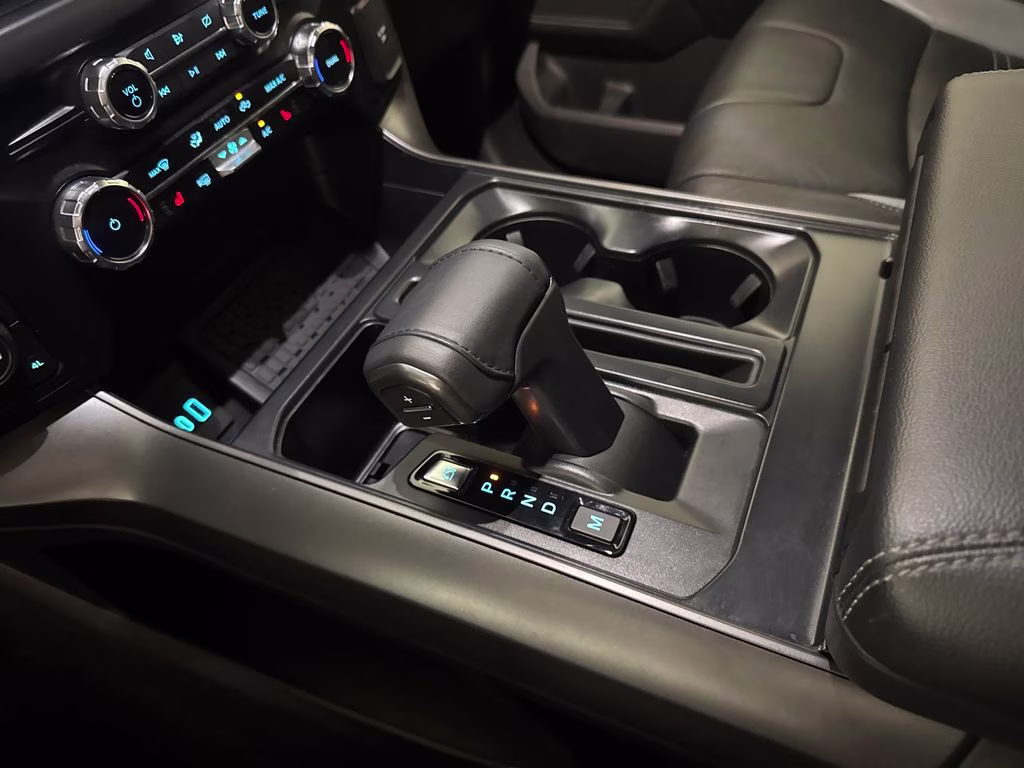 2024 Agate Black Metallic Ford F-150 XLT 4X4 Truck