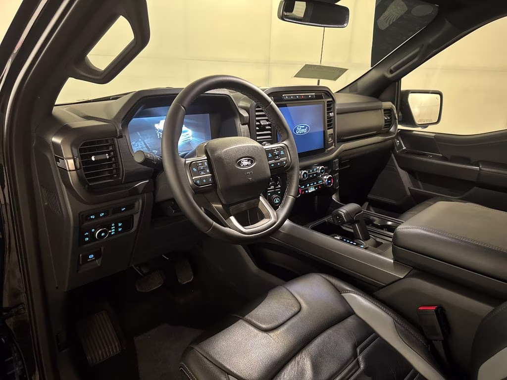 2024 Agate Black Metallic Ford F-150 XLT 4X4 Truck