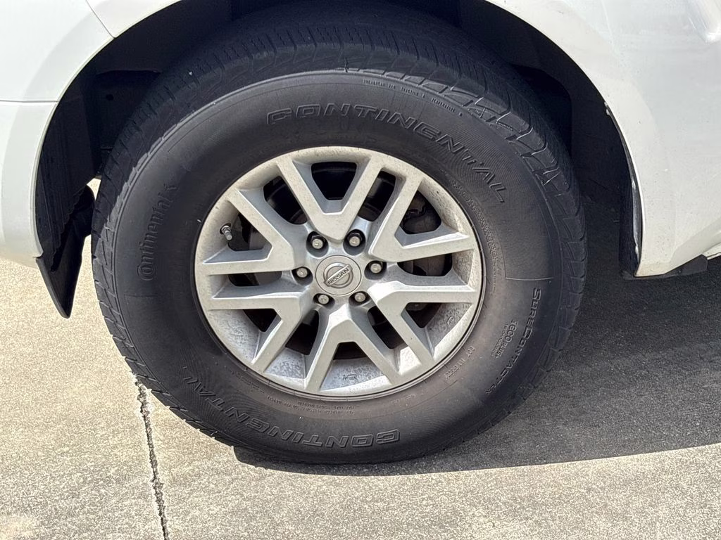 2017 Glacier White Nissan Frontier SV RWD Truck