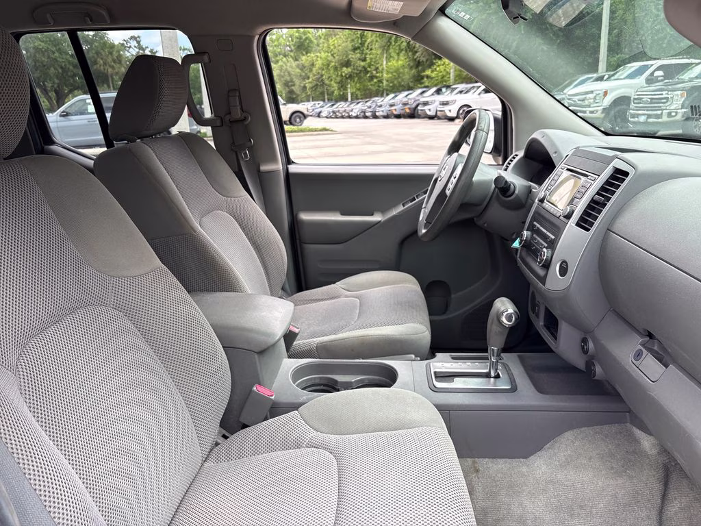 2017 Glacier White Nissan Frontier SV RWD Truck