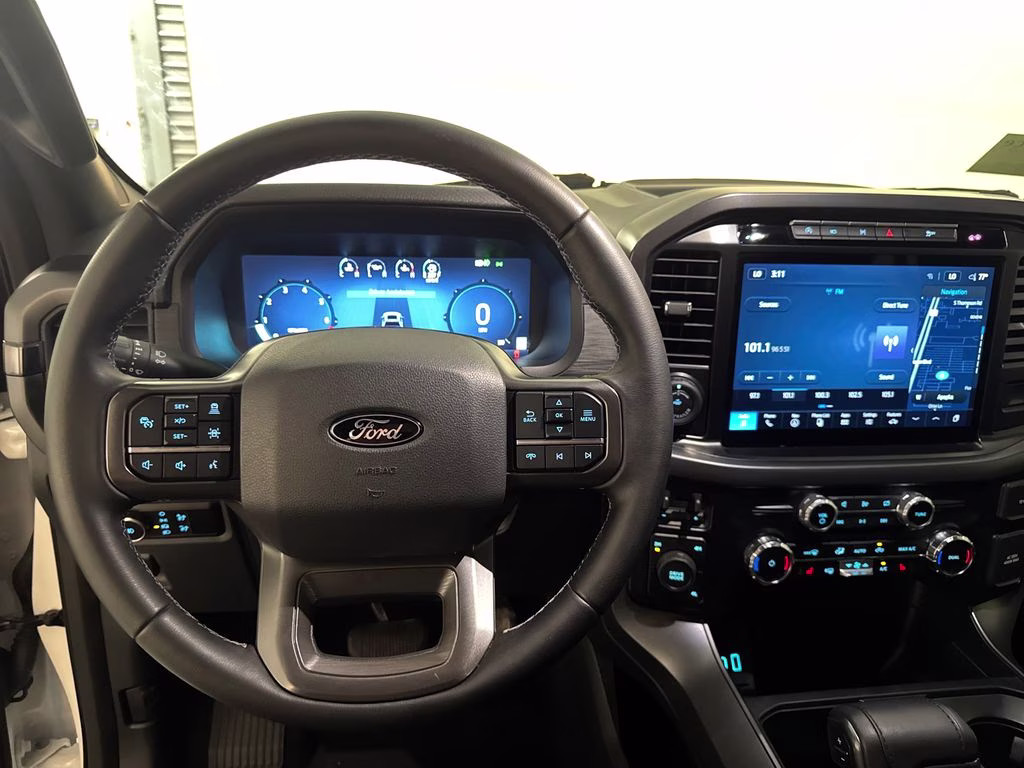 2024 Oxford White Ford F-150 XLT 4X4 Truck