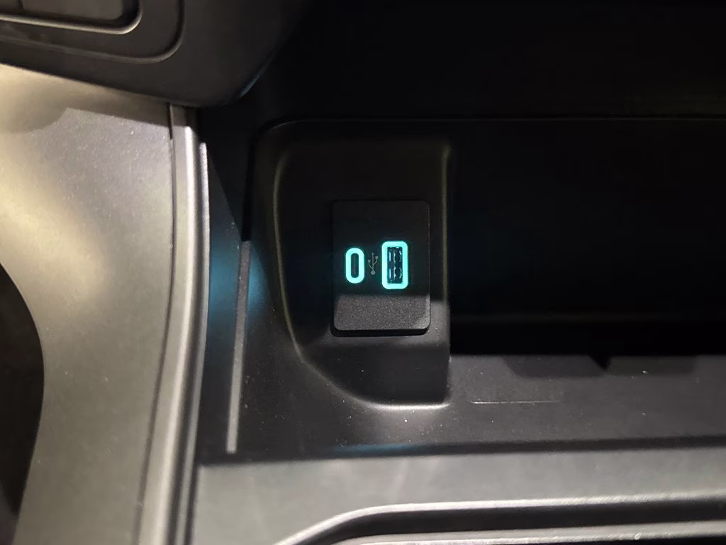 2024 Oxford White Ford F-150 XLT 4X4 Truck