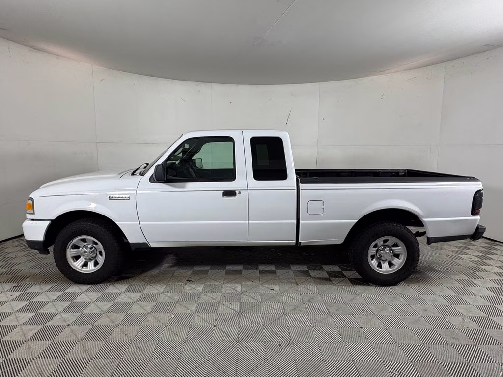2011 Oxford White Ford Ranger XLT RWD Truck
