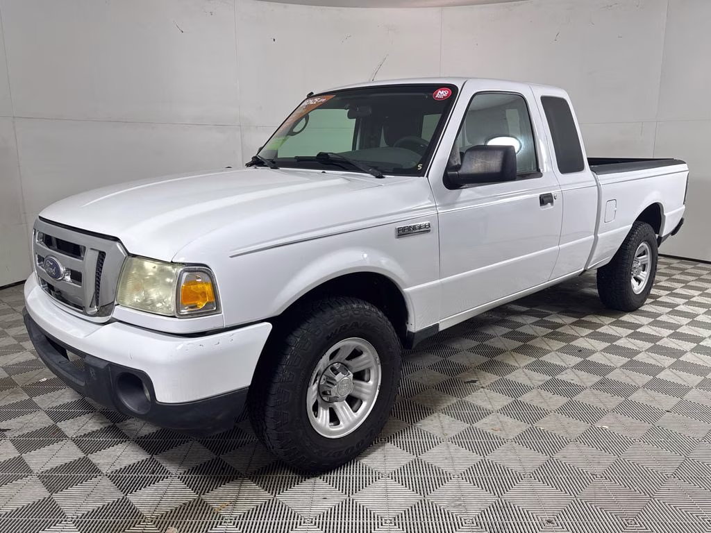 2011 Oxford White Ford Ranger XLT RWD Truck