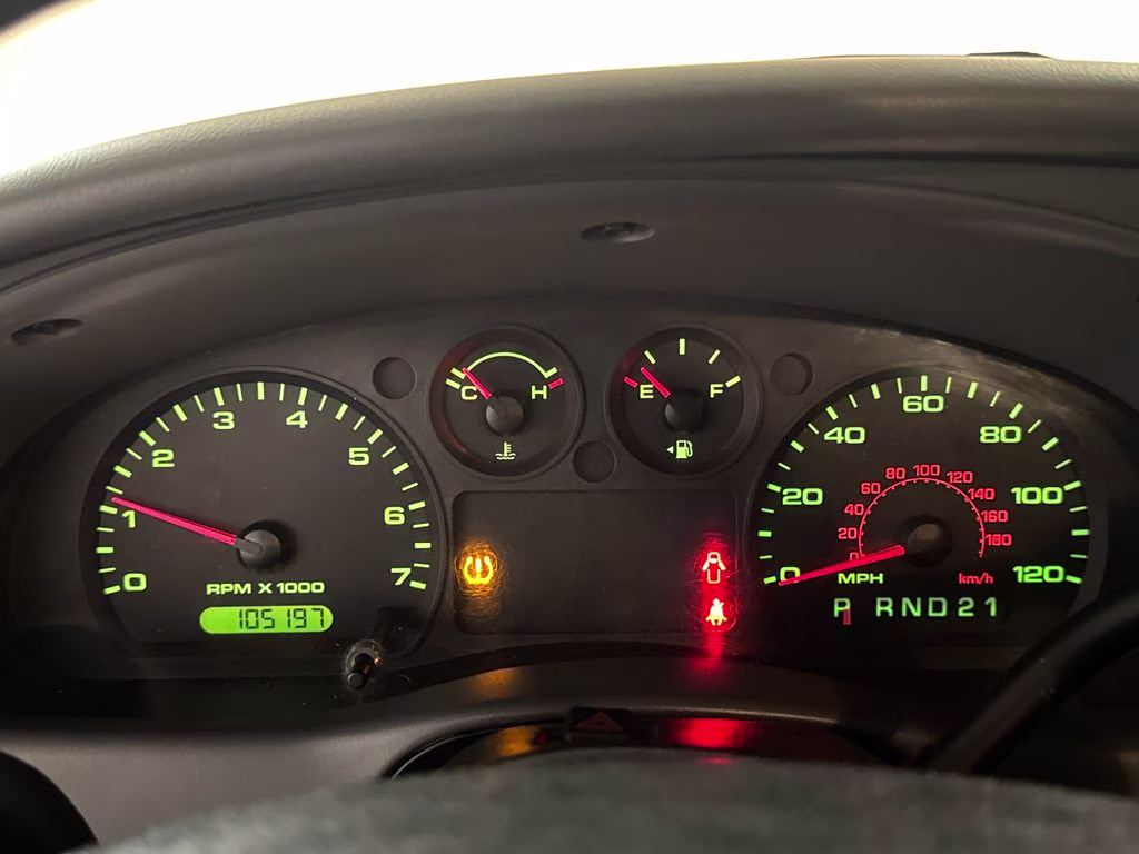 2011 Oxford White Ford Ranger XLT RWD Truck
