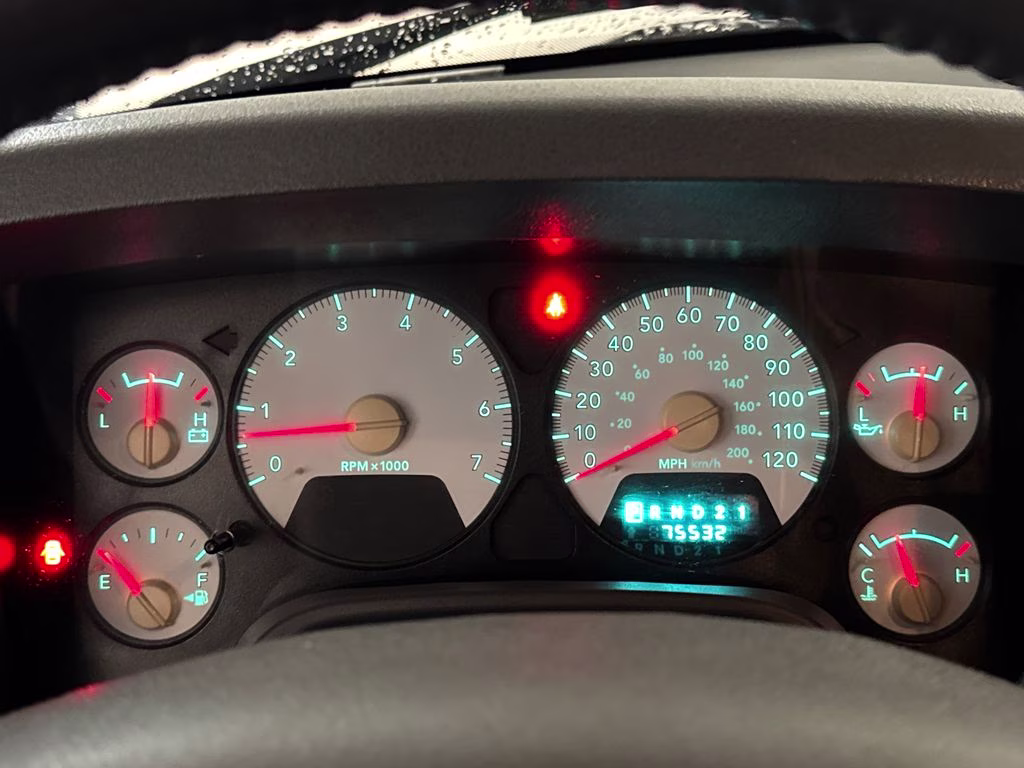 2006 Bright White Clearcoat Dodge Ram 1500 SLT 4X4 Truck