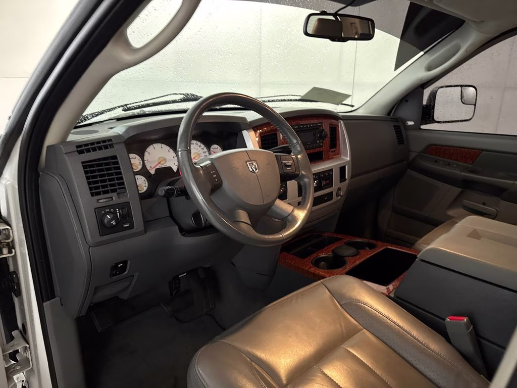 2006 Bright White Clearcoat Dodge Ram 1500 SLT 4X4 Truck