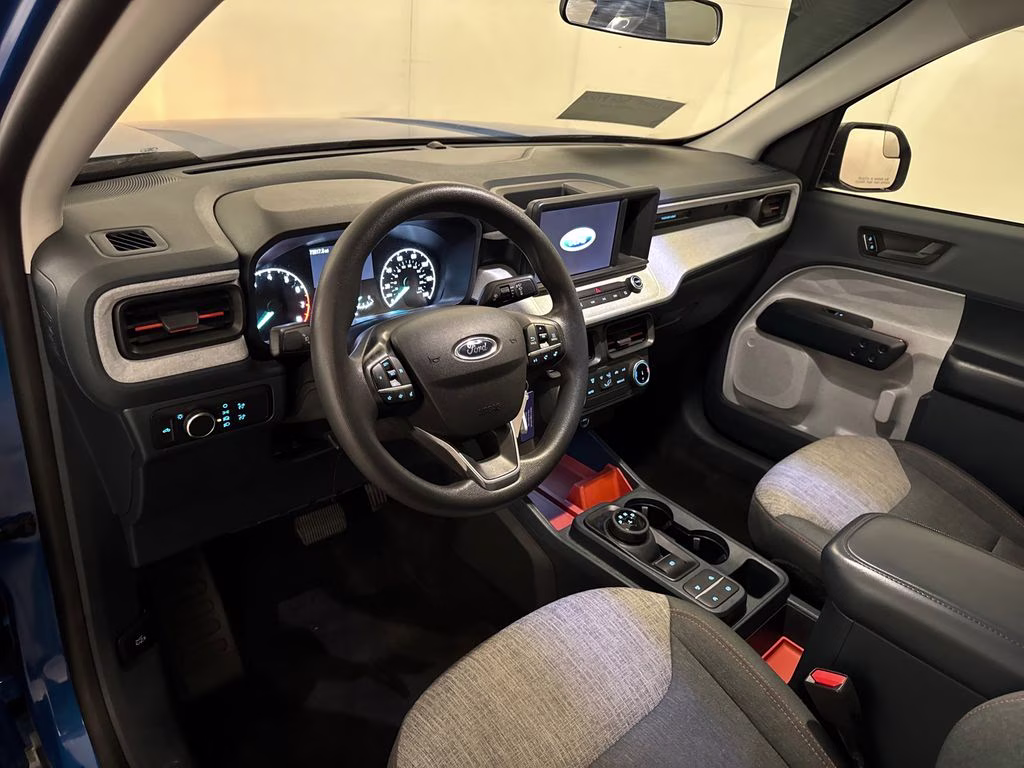 2022 Velocity Blue Metallic Ford Maverick XLT FWD Truck