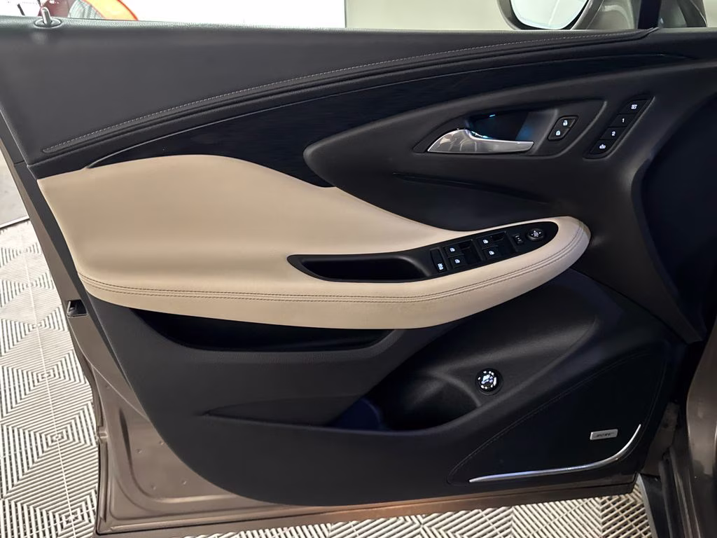 2016 Bronze Alloy Metallic Buick Envision Premium II AWD SUV