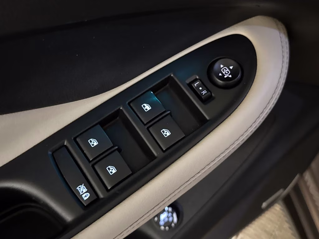 2016 Bronze Alloy Metallic Buick Envision Premium II AWD SUV