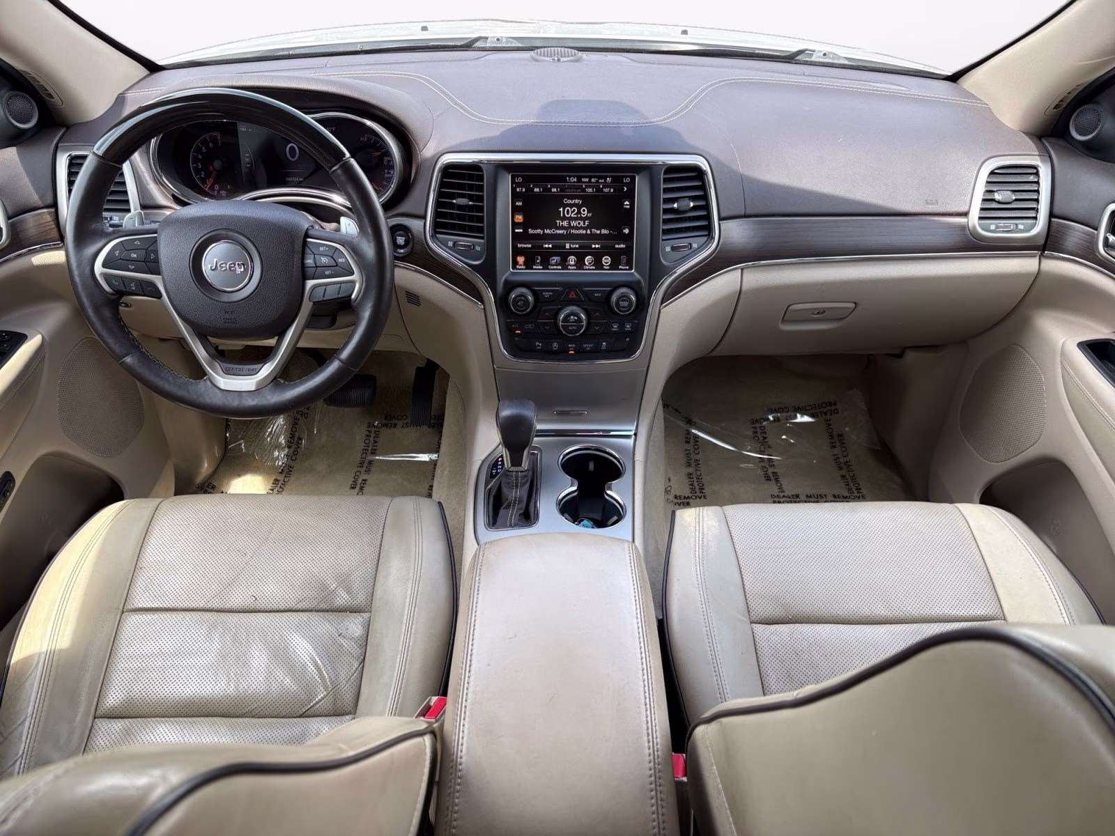 2017 Ivory 3-Coat Jeep Grand Cherokee Overland 4X4 SUV