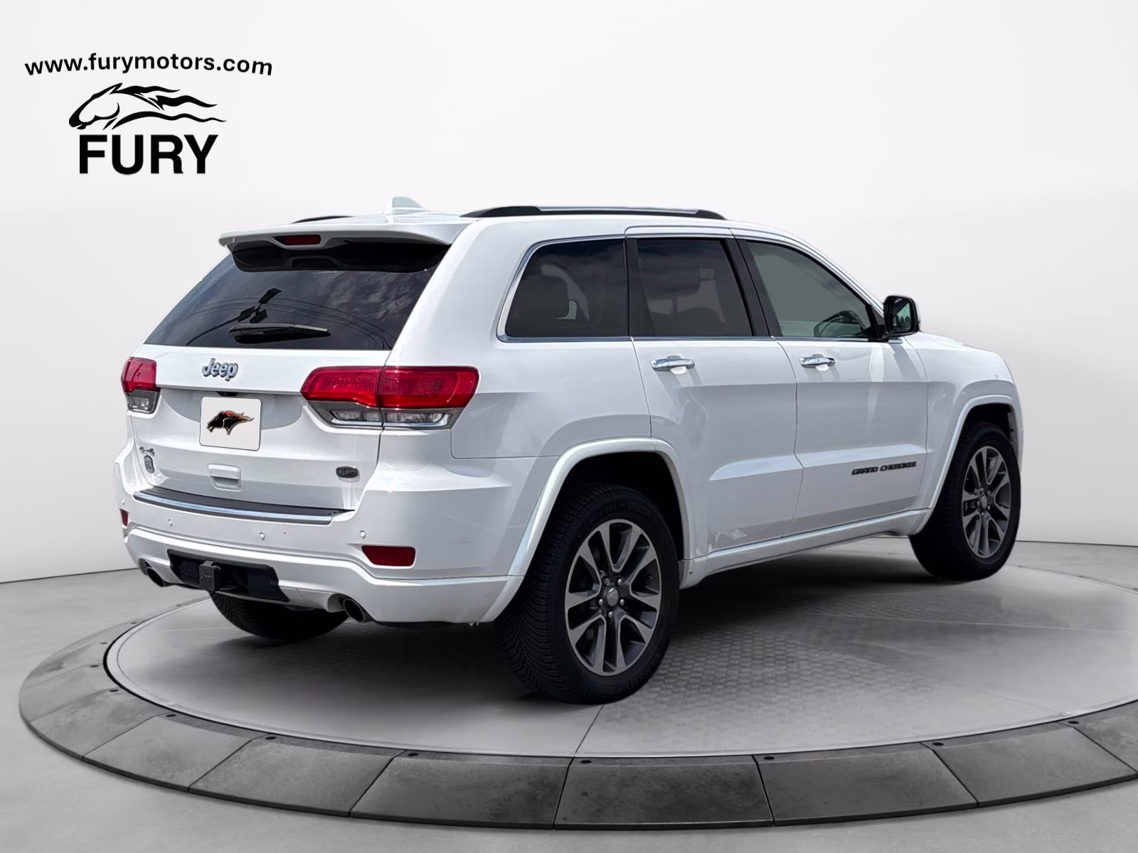 2017 Ivory 3-Coat Jeep Grand Cherokee Overland 4X4 SUV