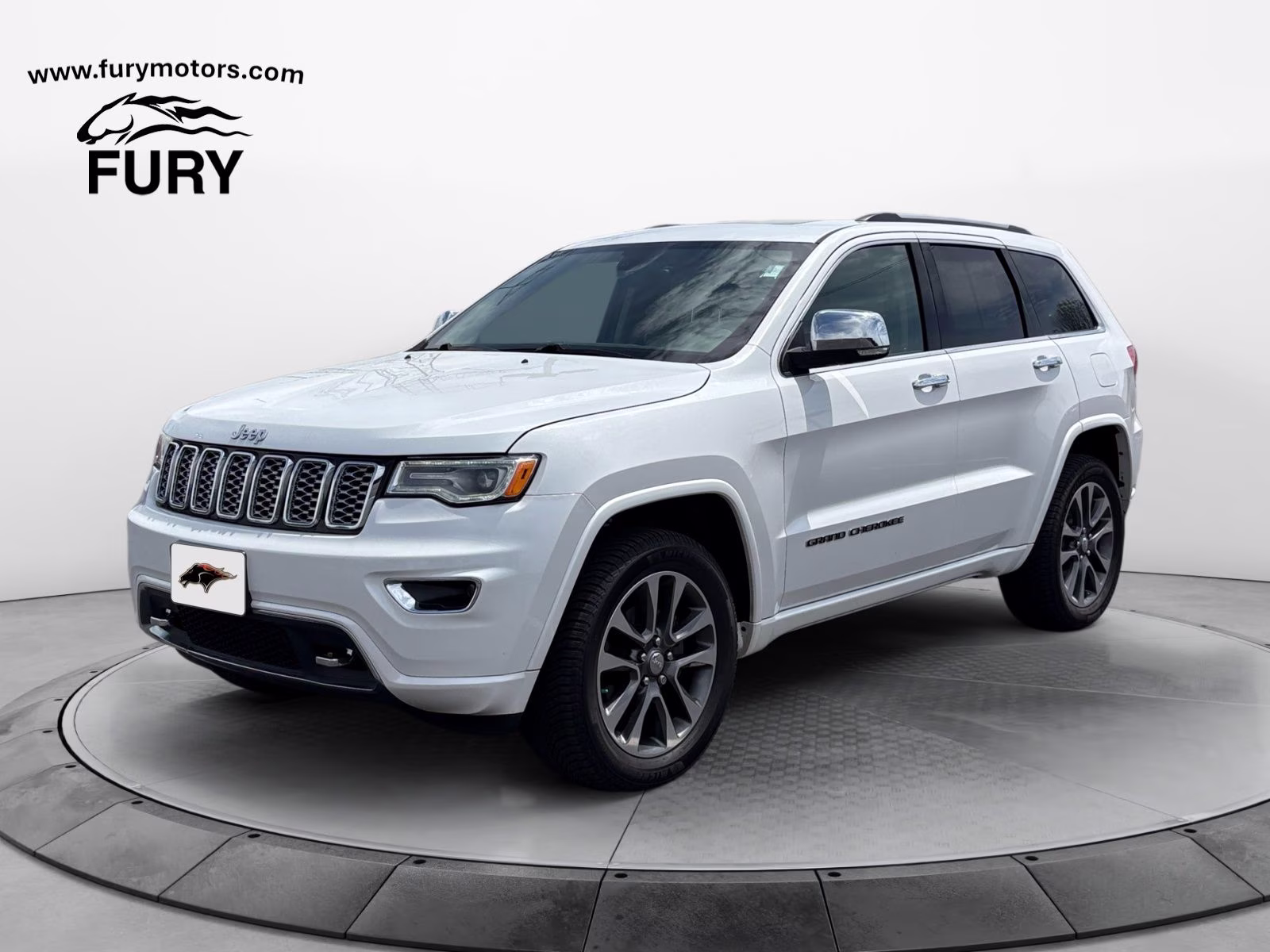 2017 Ivory 3-Coat Jeep Grand Cherokee Overland 4X4 SUV