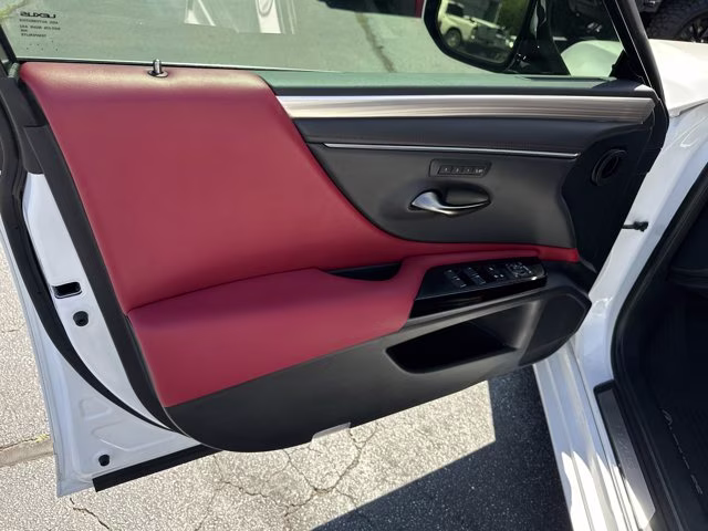 2022 Lexus ES FWD Sedan