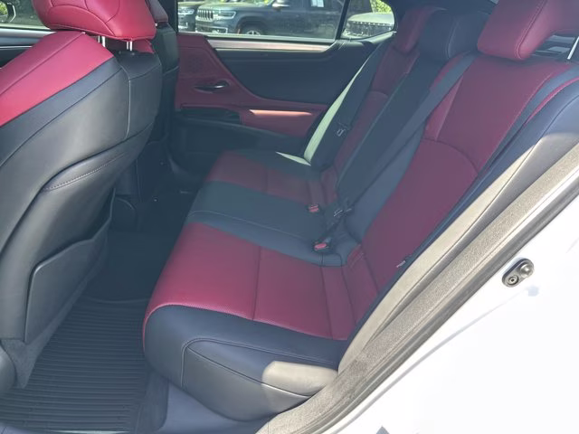 2022 Lexus ES FWD Sedan