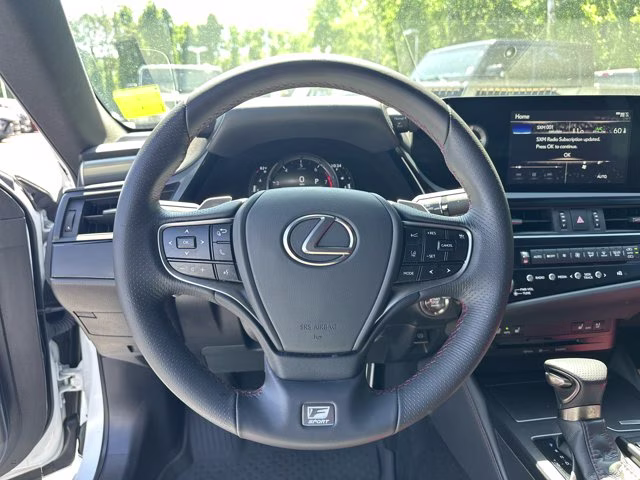 2022 Lexus ES FWD Sedan
