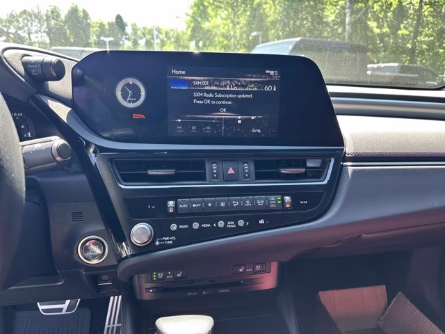 2022 Lexus ES FWD Sedan