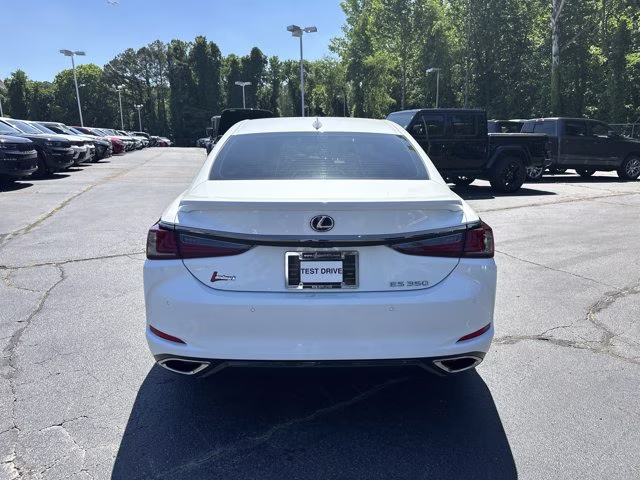 2022 Lexus ES FWD Sedan