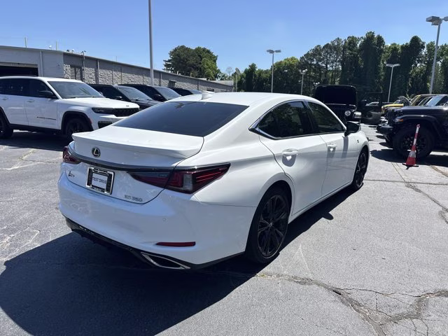 2022 Lexus ES FWD Sedan