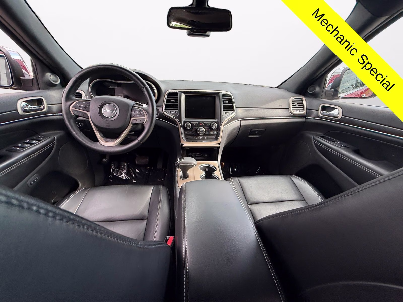 2015 Deep Cherry Red Crystal Pearlcoat Jeep Grand Cherokee Limited 4X4 SUV