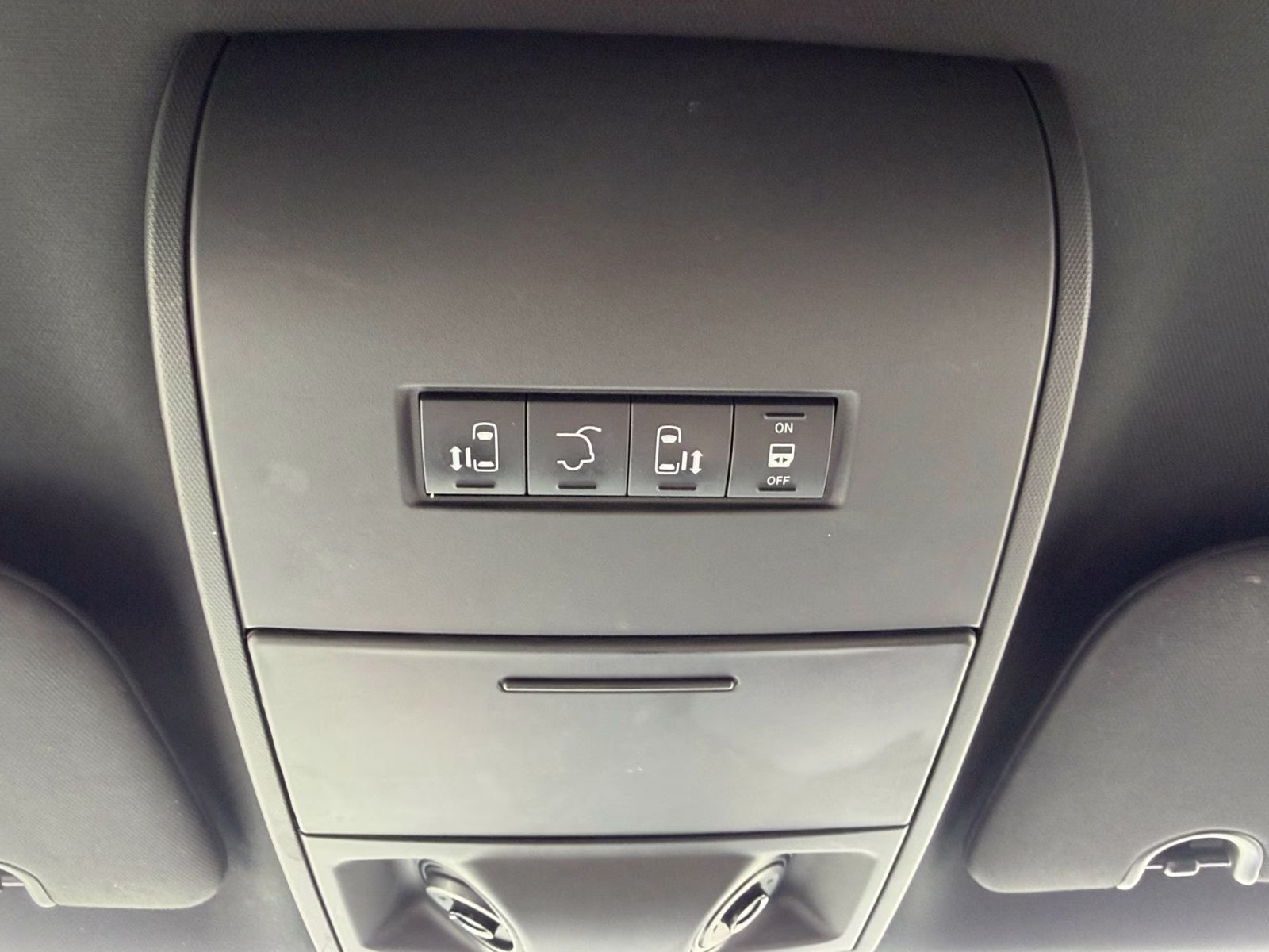2019 White Knuckle Clearcoat Dodge Grand Caravan GT FWD Van