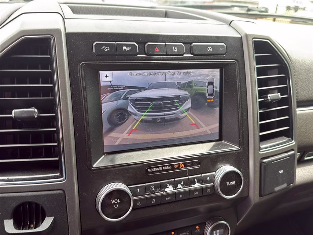 2019 Blue Metallic Ford Expedition Max XLT 4X4 SUV