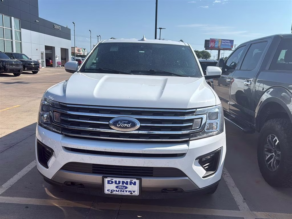 2021 Oxford White Ford Expedition XLT 4X4 SUV