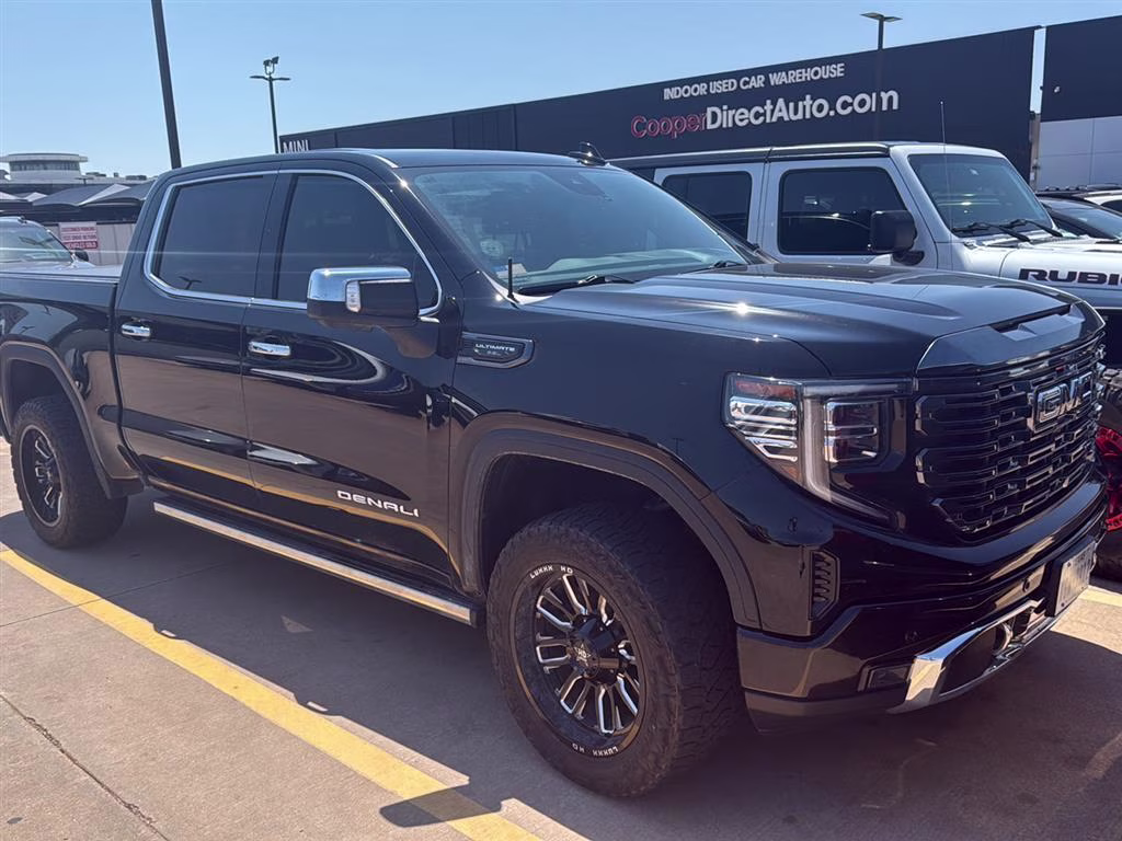 2023 GMC Sierra 4WD Crew Cab Short Box Denali Ultimate's photo