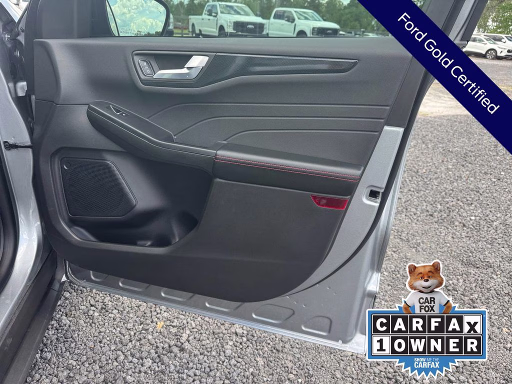 2024 Silver Metallic Ford Escape ST-Line FWD SUV