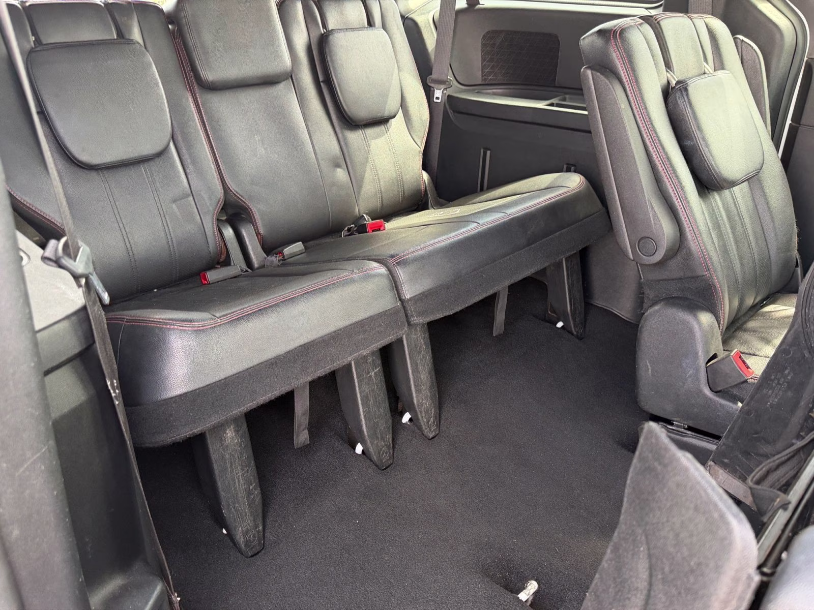 2019 White Knuckle Clearcoat Dodge Grand Caravan GT FWD Van