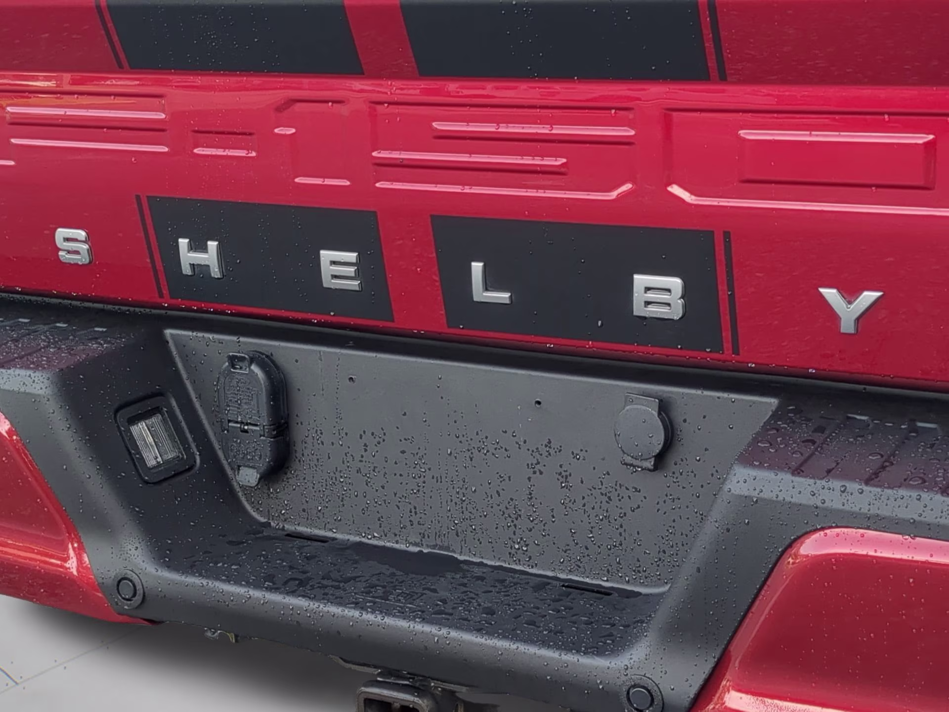 2020 Rapid Red Metallic Tinted Clearcoat Ford F-150 LARIAT Crew Cab Pickup 4X4 Truck