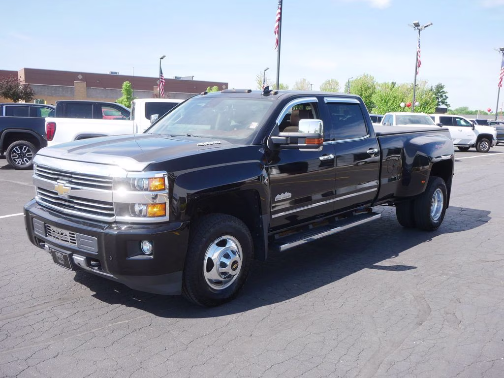 2016 Black Chevrolet Silverado 3500HD High Country 4X4 Truck