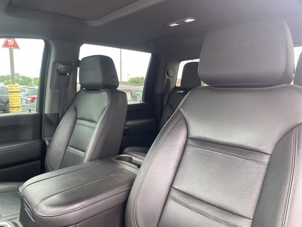 2023 Summit White GMC Sierra 3500HD Denali 4X4 Truck
