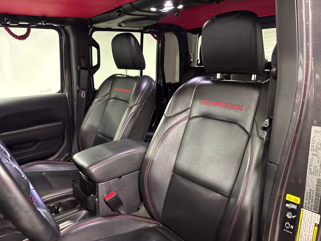 2021 Granite Crystal Metallic Clearcoat Jeep Gladiator Rubicon 4X4 Truck