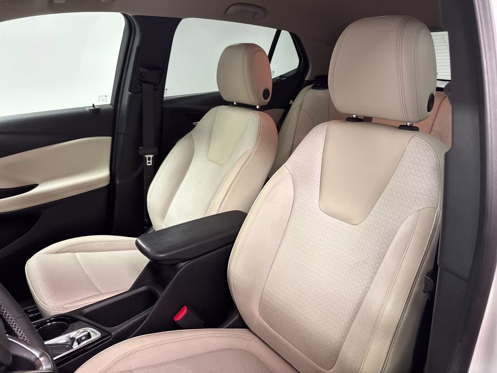 2024 Summit White Buick Encore GX Preferred FWD SUV
