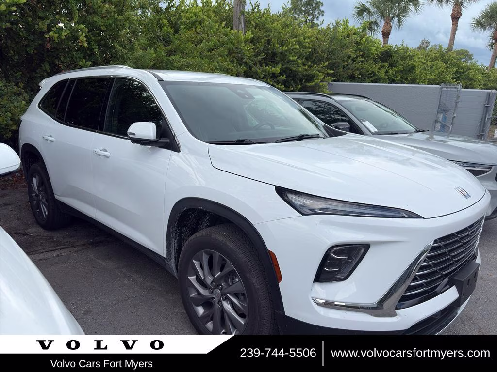 2025 Summit White Buick Enclave Preferred FWD SUV