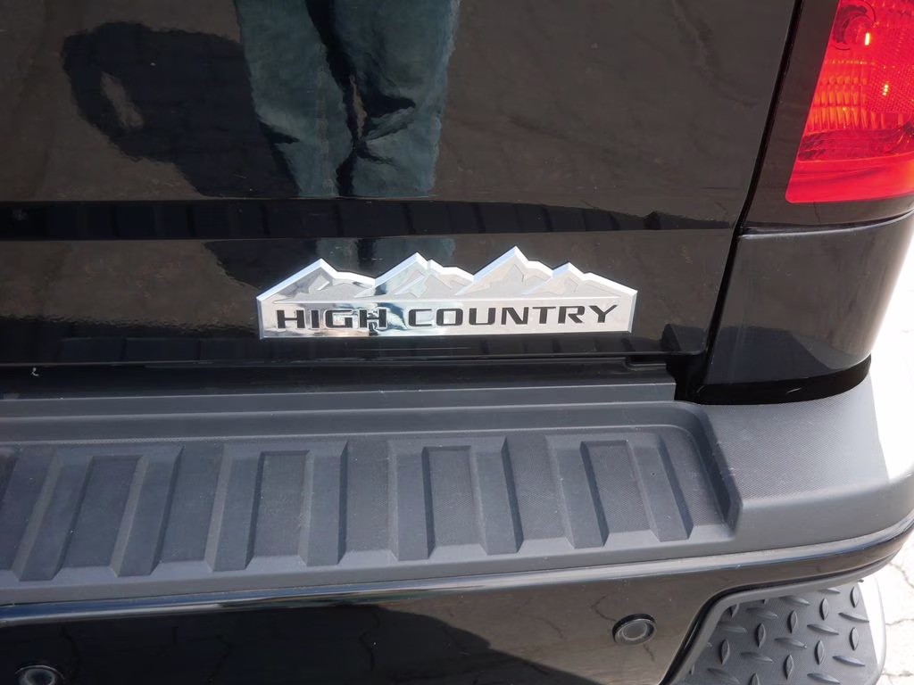 2016 Black Chevrolet Silverado 3500HD High Country 4X4 Truck