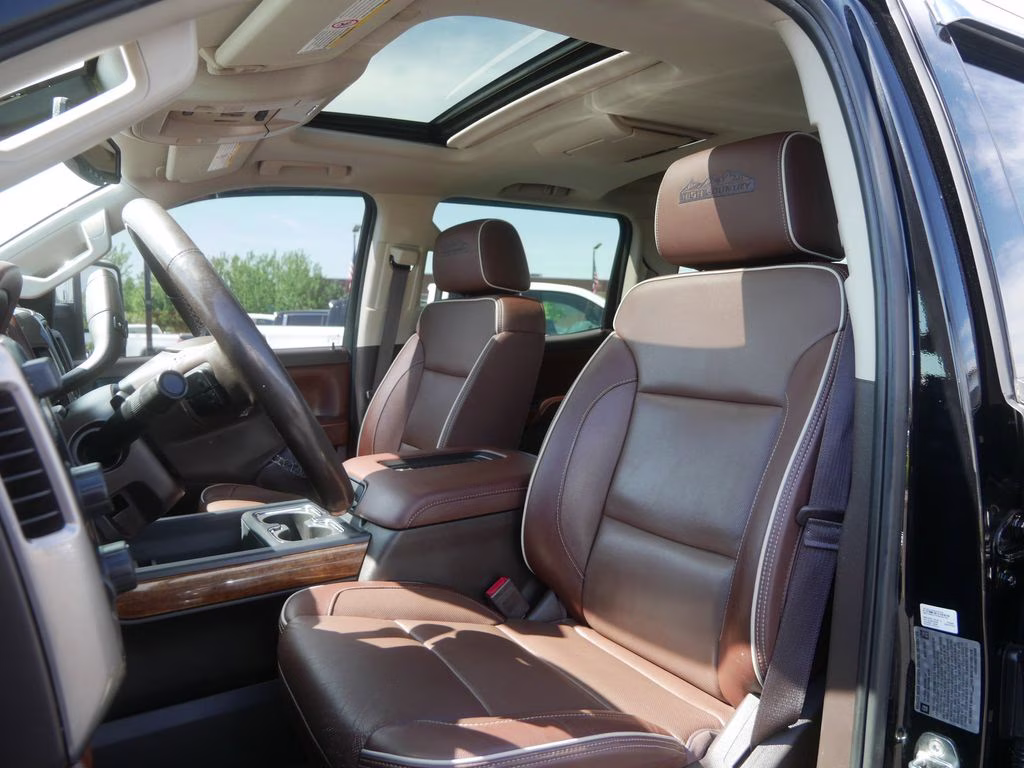 2016 Black Chevrolet Silverado 3500HD High Country 4X4 Truck