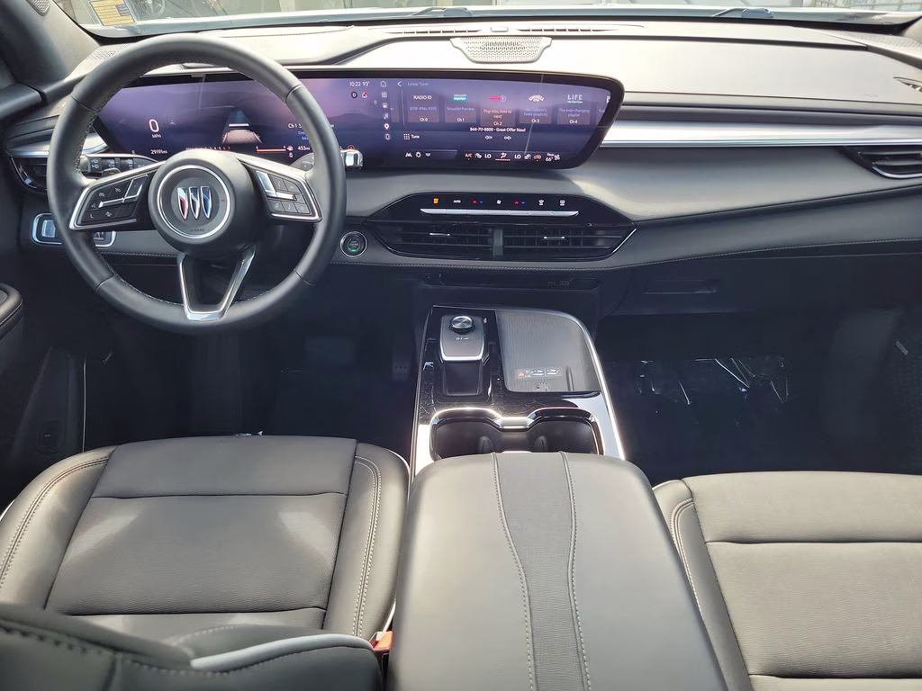2025 Summit White Buick Enclave Preferred FWD SUV