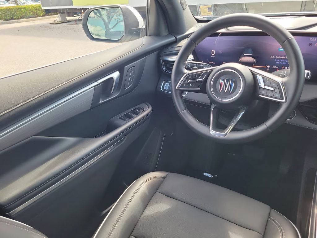 2025 Summit White Buick Enclave Preferred FWD SUV