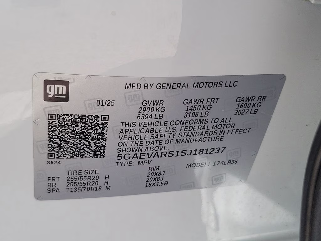 2025 Summit White Buick Enclave Preferred FWD SUV