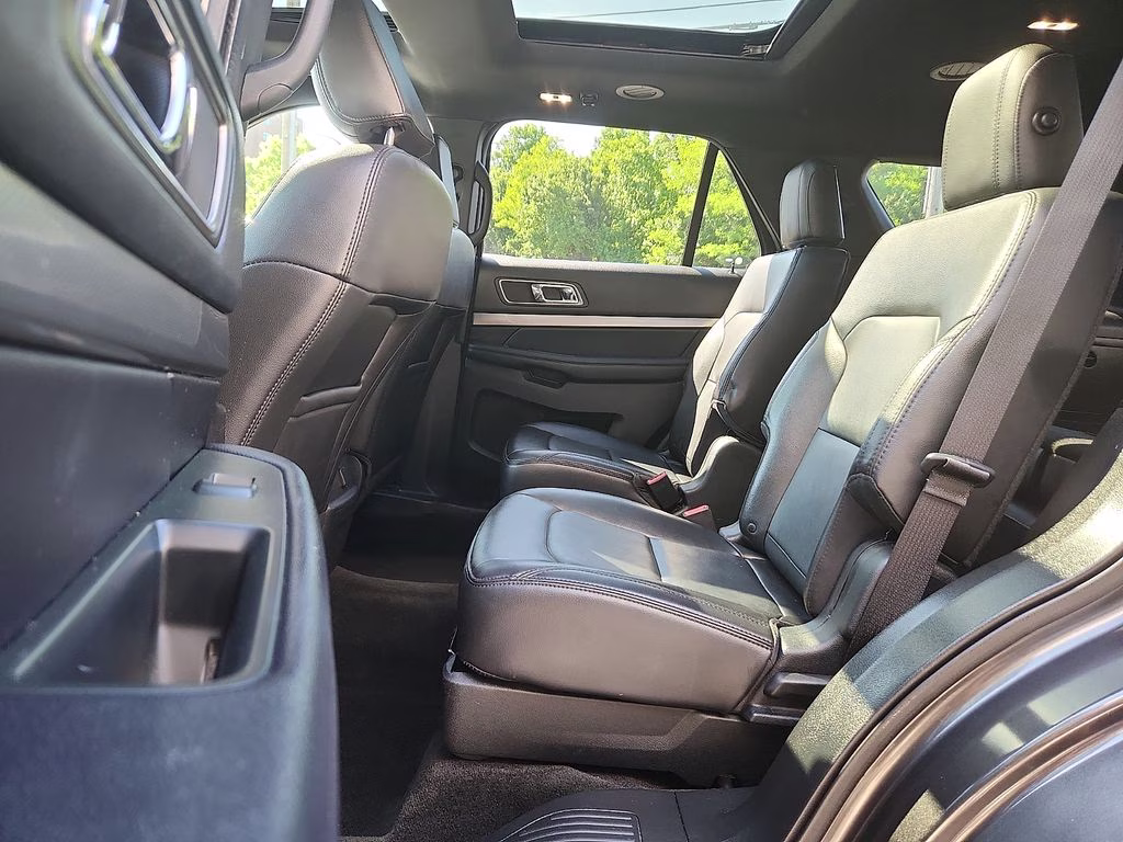 2018 Magnetic Ford Explorer XLT 4X4 SUV