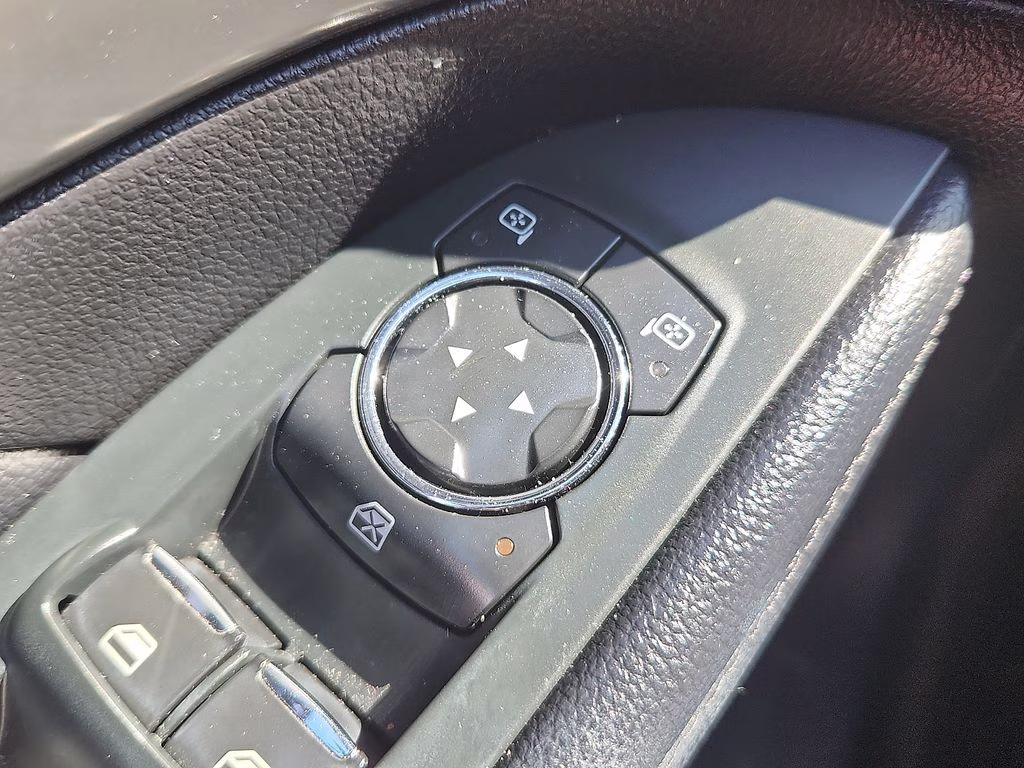 2018 Magnetic Ford Explorer XLT 4X4 SUV